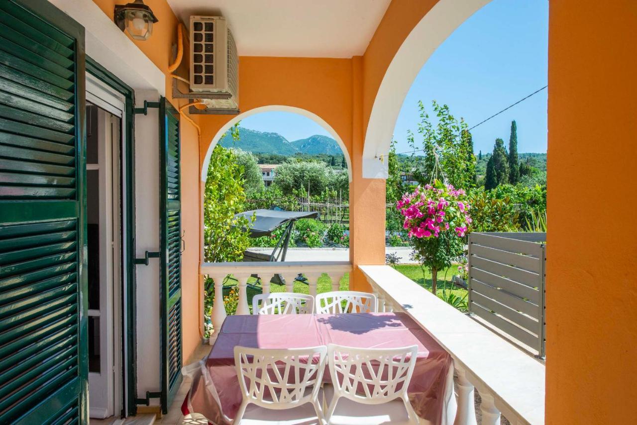 Zoe Boutique Apartment Acharavi  Bagian luar foto