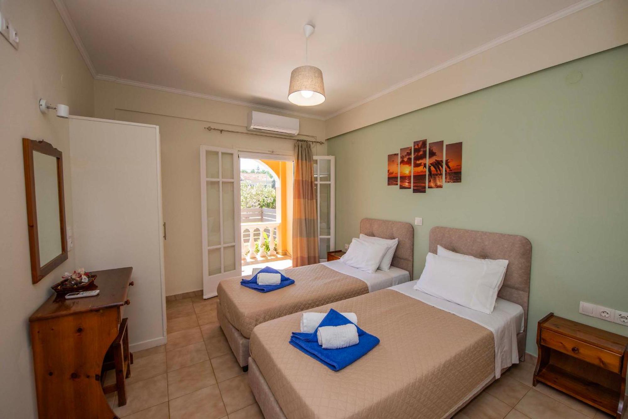 Zoe Boutique Apartment Acharavi  Bagian luar foto